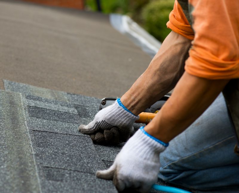 Asphalt Roofing Service in Ashland City, TN